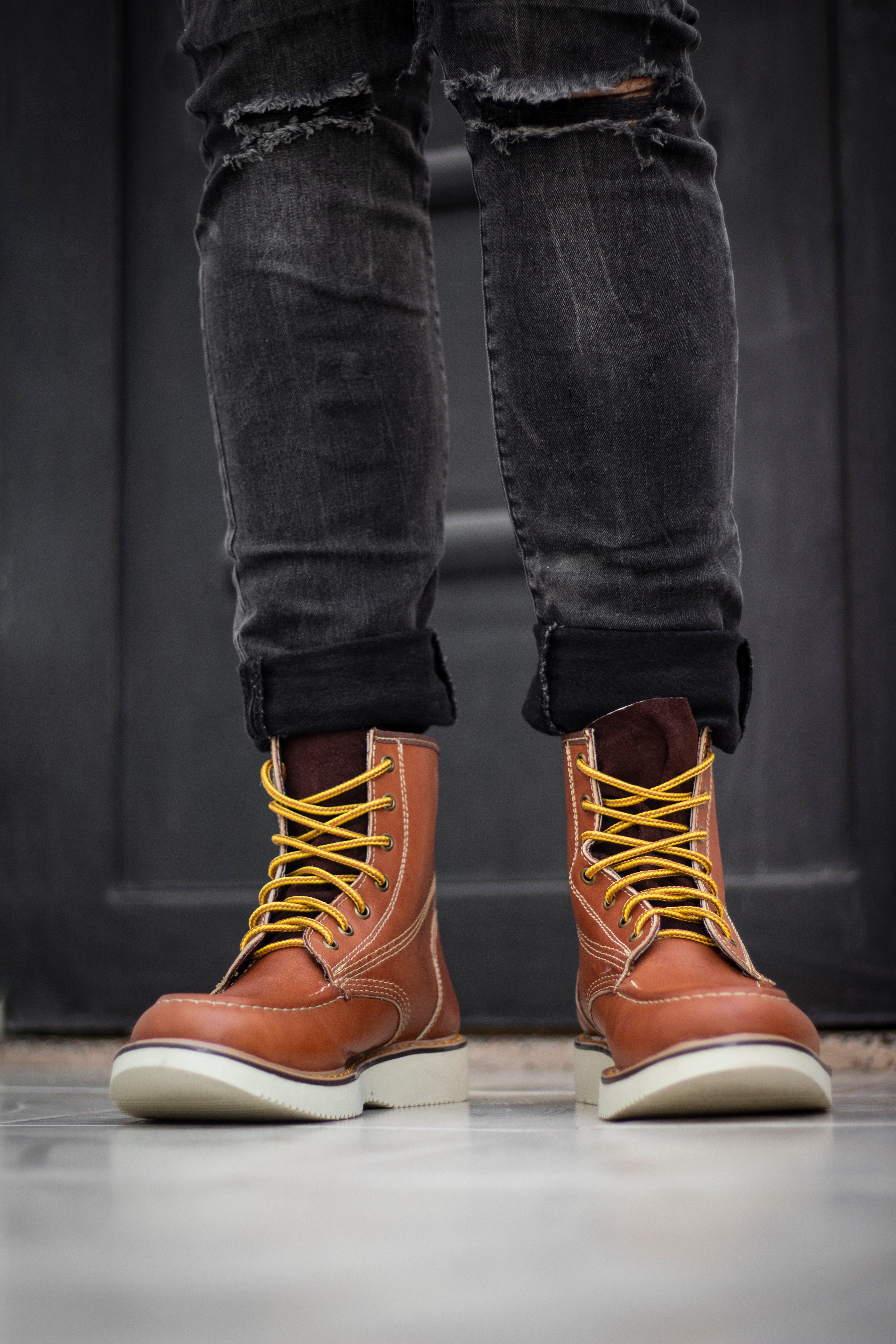 Botas Lumber Shedron